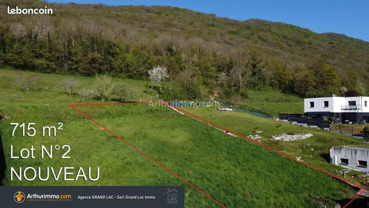 Terrain 715 m² Grésy-sur-Aix