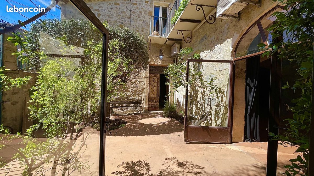 Maison 8 pièces 406 m² · à Marseillan · 406 m² · 550 000 €