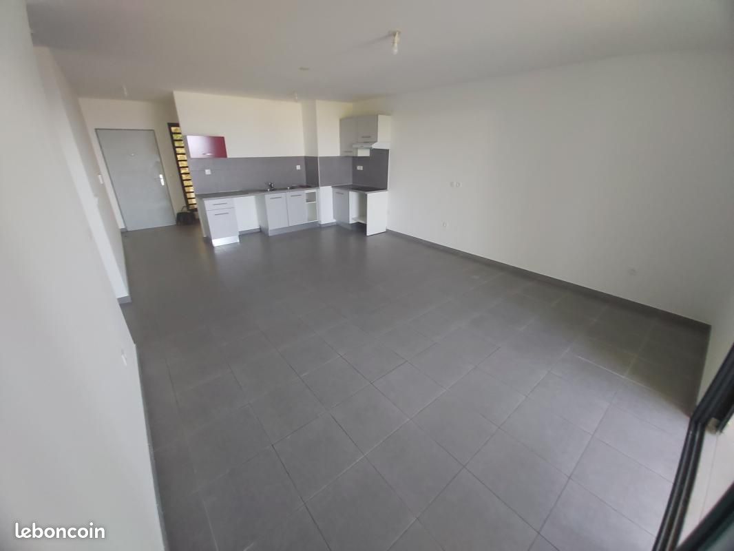 Appartement 2 pièces 44 m² · à Saint-Denis · 44 m² · 706 €/mois