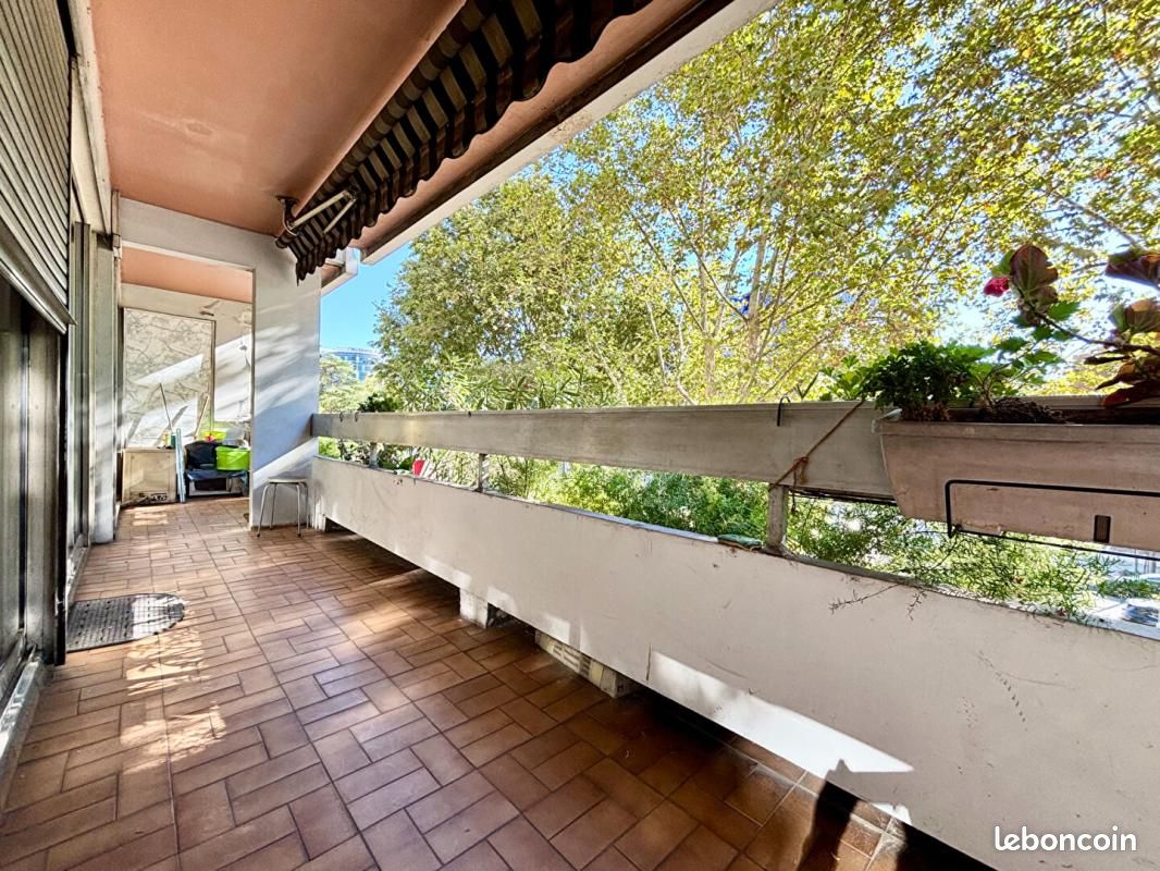 Appartement 4 pièces 86 m² · à Marseille · 86 m² · 225 000 €