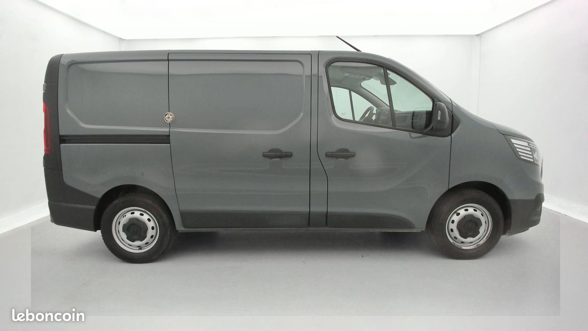 Renault trafic fgn l1h1 2800 kg blue dci 110 confort (image 6)