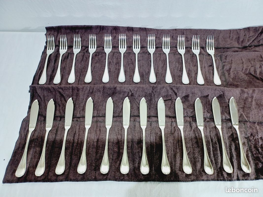 12 grand couteaux christofle modèle rubans croisés | Métal argenté modèle