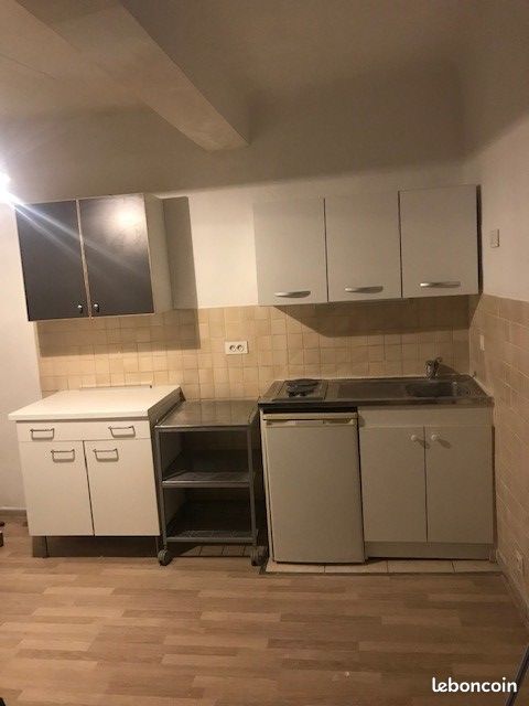 Appartement 1 pièce 27 m² · à Pertuis · 27 m² · 460 €