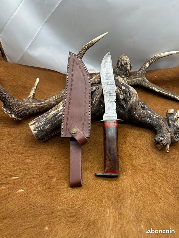 RR1943 Couteau Bowie David Crockett Rough Rider D Guard Acier 440