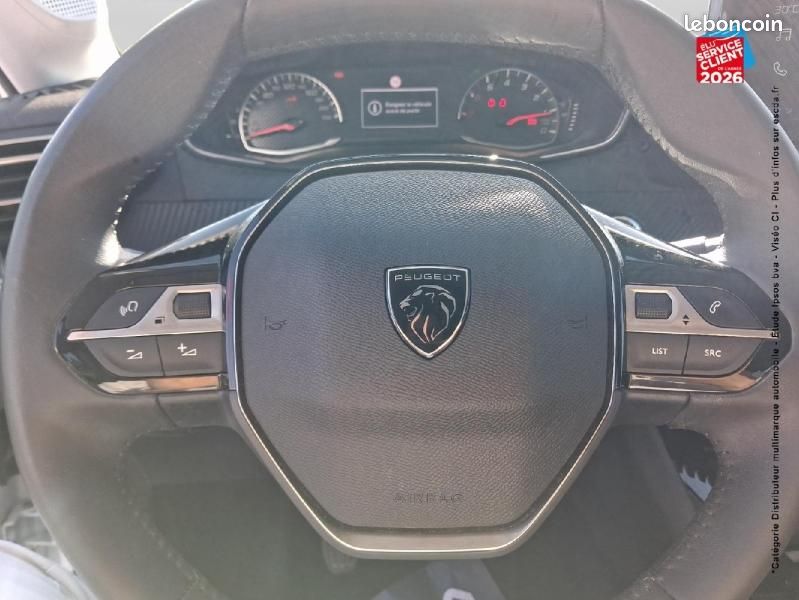 Peugeot 208 1.2 PureTech 100ch S&S Active (image 12)