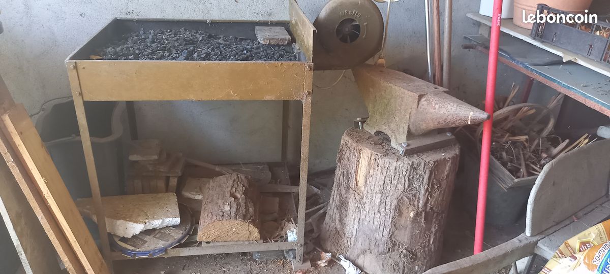 Forge et enclume (image 1)