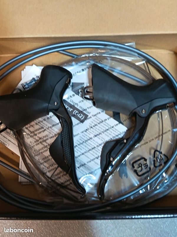 Leviers Shimano Dura-Ace ST-R9120 + étriers - Hydraulique 2x11s Drop Bar - Neuf