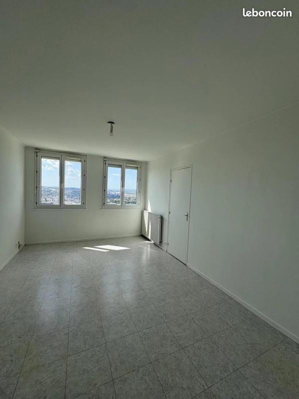 Appartement 3 pièces 67 m² · à Saint-Étienne · 67 m² · 412 €/mois