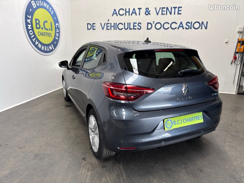 Renault CLIO V 1.6 E-TECH 140CH BUSINESS (image 10)