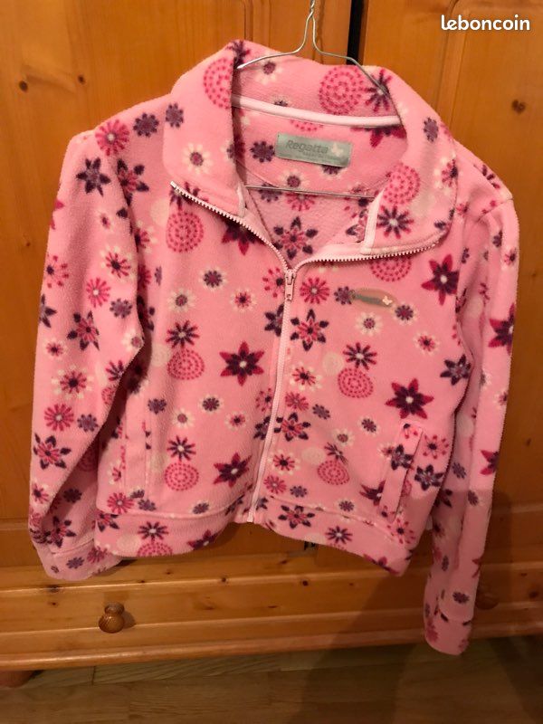 Sweat avec zip Regatta rose avec poche devant bon état (image 1)