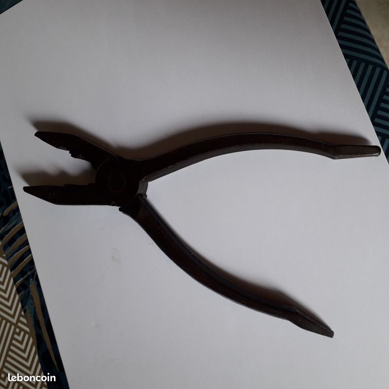 Pince universelle (image 2)
