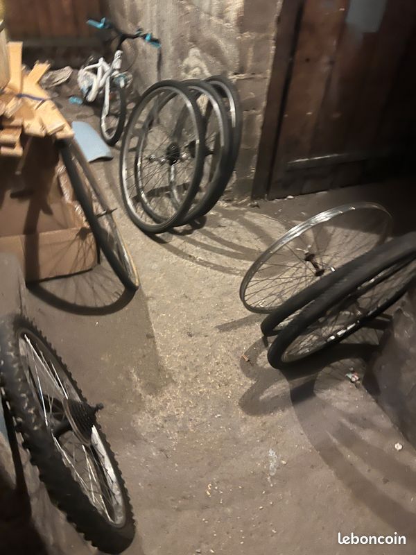 Roue de vélo 28 et 26 pouce (image 1)