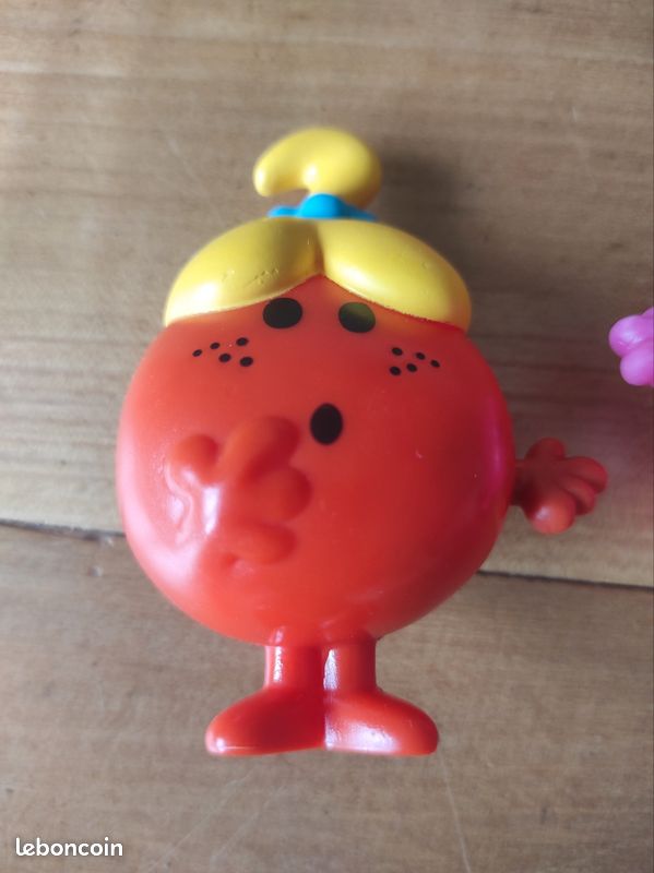 FIGURINE MADAME MONSIEUR Madame Follette McDonald's Happy Meal 2017