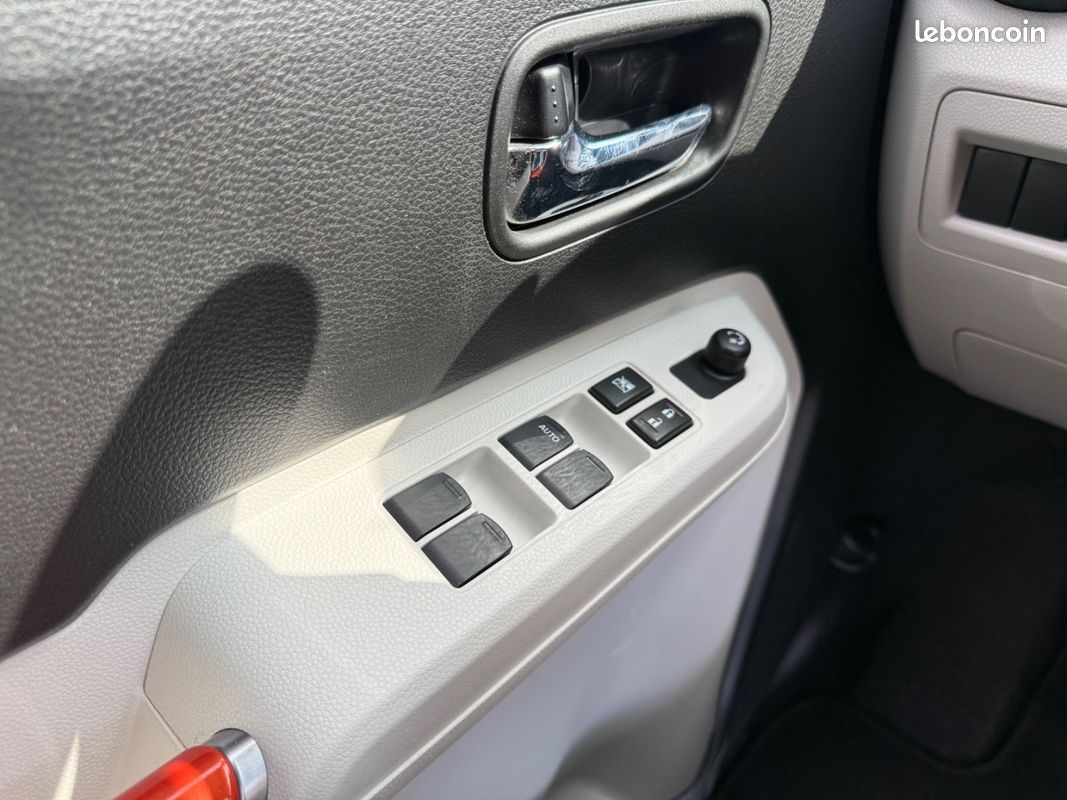 SUZUKI IGNIS SUZUKI Ignis (EW) 1.2 i Dualjet 16V SHVS 90 cv Hybrid Pack (image 10)