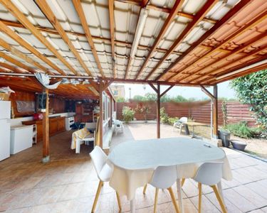 Maison 380 000 € - 121 m²