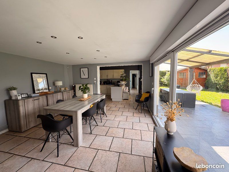 Maison 4 pièces 100 m² · à Phalempin · 100 m² · 235 000 €