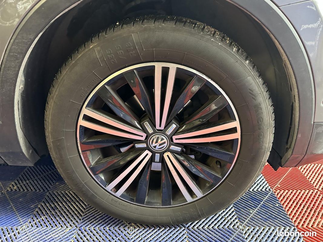 VOLKSWAGEN TIGUAN 2.0 16V TDI BlueMotion - 150 - BV DSG 7 2016 Carat Exclusive PHASE 1 (image 30)