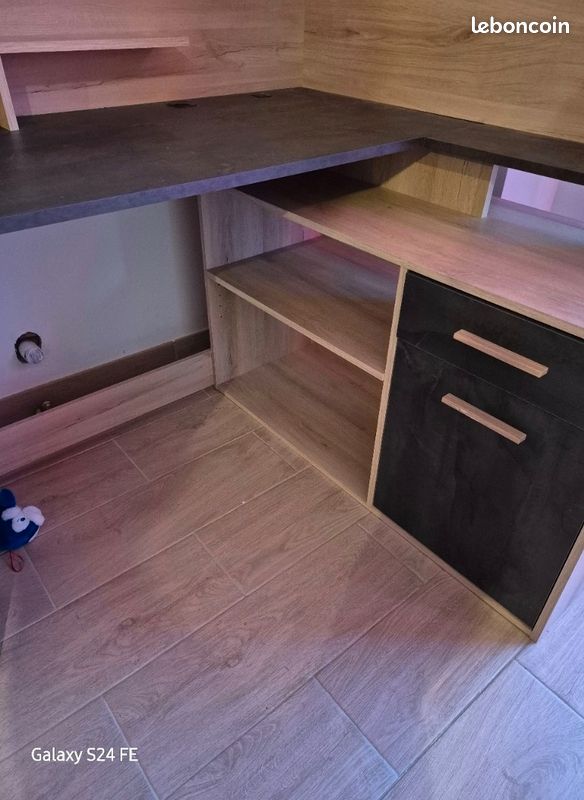 Bureau d'angle (image 5)