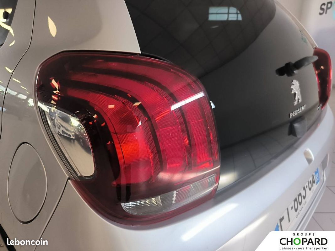 PEUGEOT 108 VTi 72ch S&S BVM5 Collection TOP (image 25)