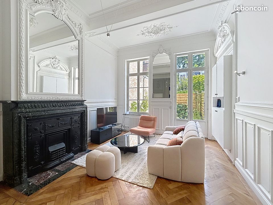 Appartement 2 pièces 56 m² · à Lille · 56 m² · 1 350 €/mois
