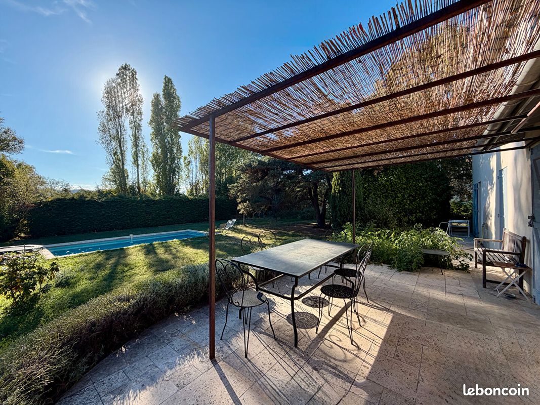 Maison 6 pièces 150 m² · à Dardilly · 150 m² · 750 000 €