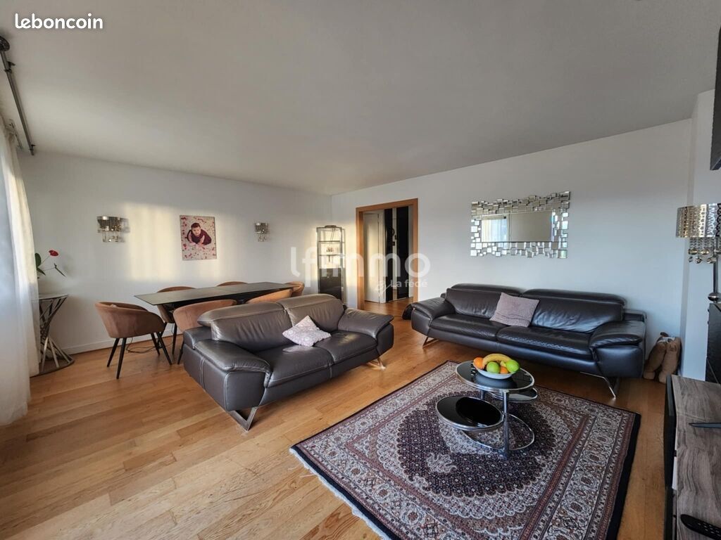 Appartement 5 pièces 94 m² · à Saint-Maur-des-Fossés · 94 m² · 379 000 €