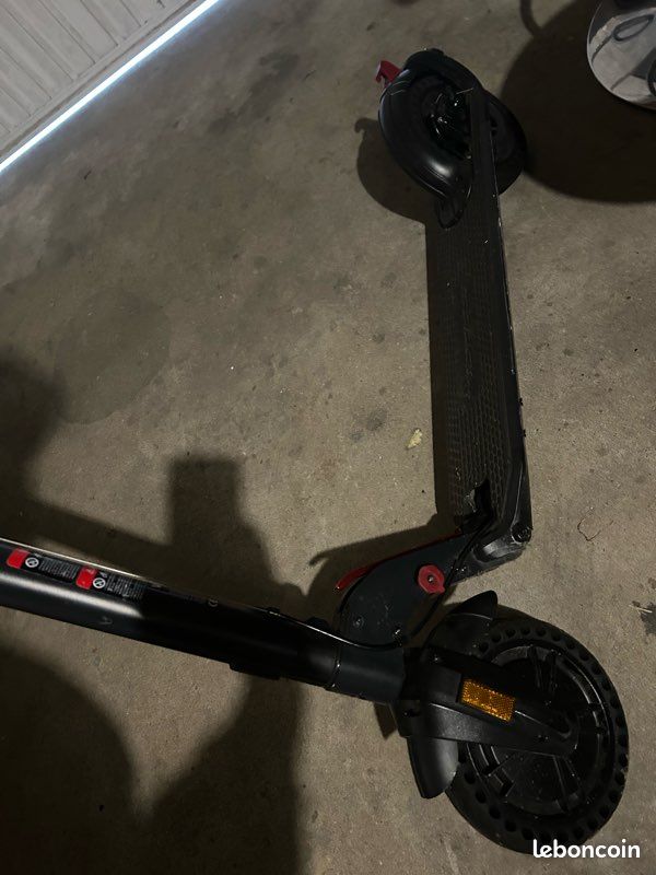 Trottinette électrique (image 7)