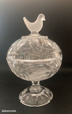 BONBONNIÈRE VERRE AVEC COUVERCLE 6X11.7C