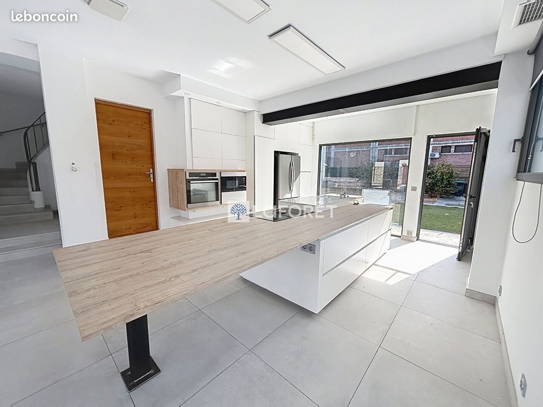 Maison 6 pièces 147 m² · à Perpignan · 147 m² · 398 000 €