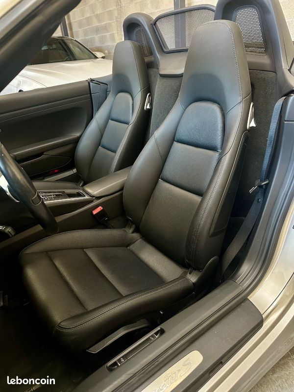 Porsche Boxster S 981 3.4 315 PDK - PACK CHRONO - SPORT PLUS - SIÈGES CHAUFFANTS - GARANTIE 12 MOIS (image 16)