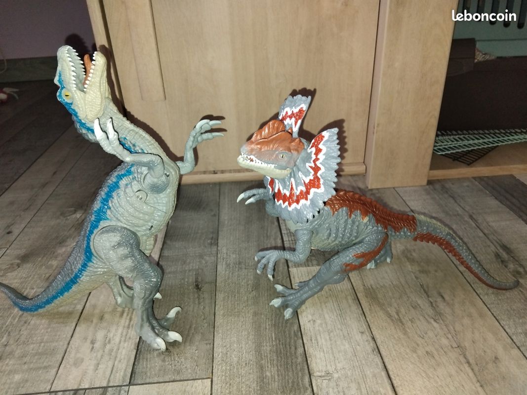 Lot dinosaures (image 2)