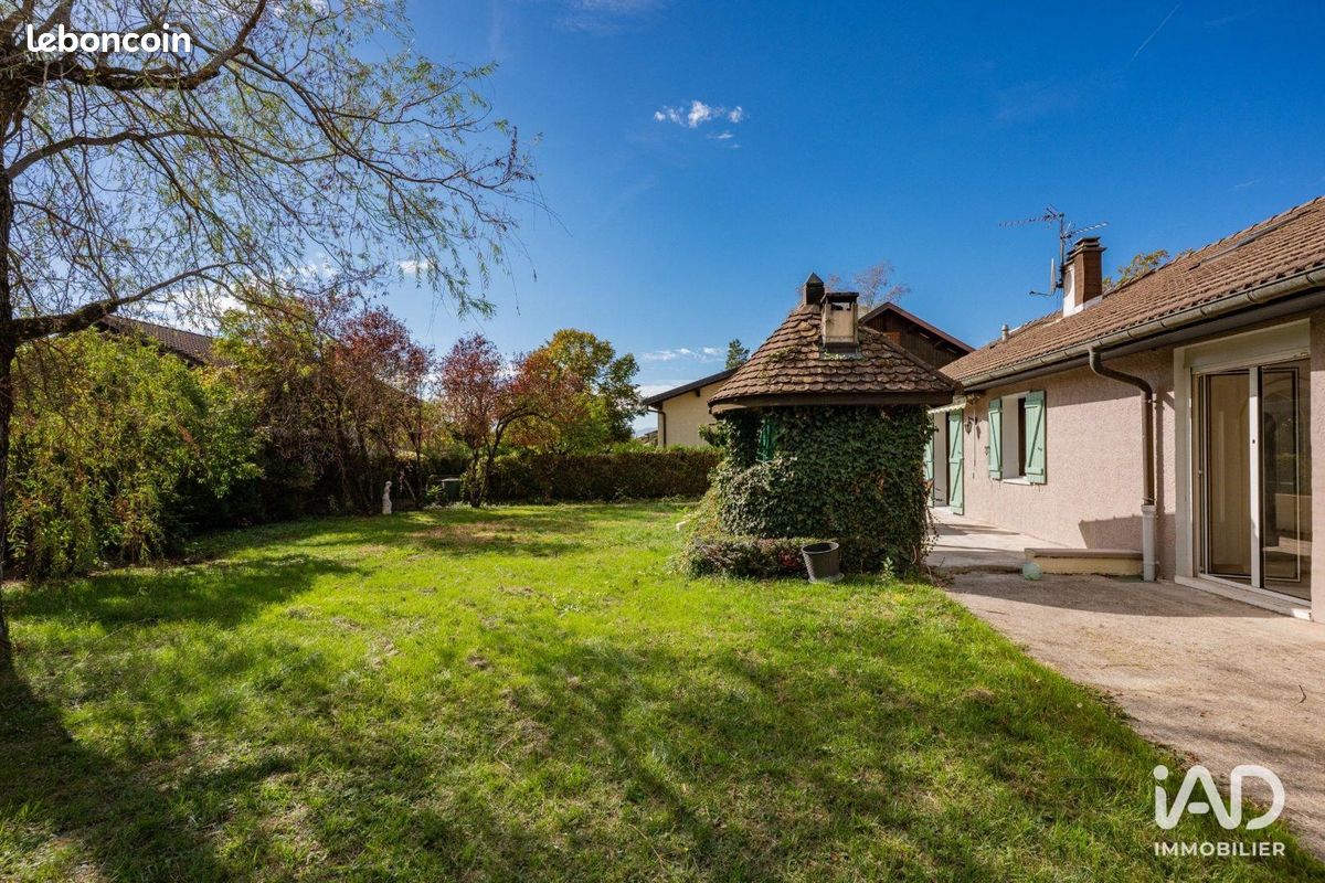 Maison 7 pièces 163 m² · à Cessy · 163 m² · 790 000 €