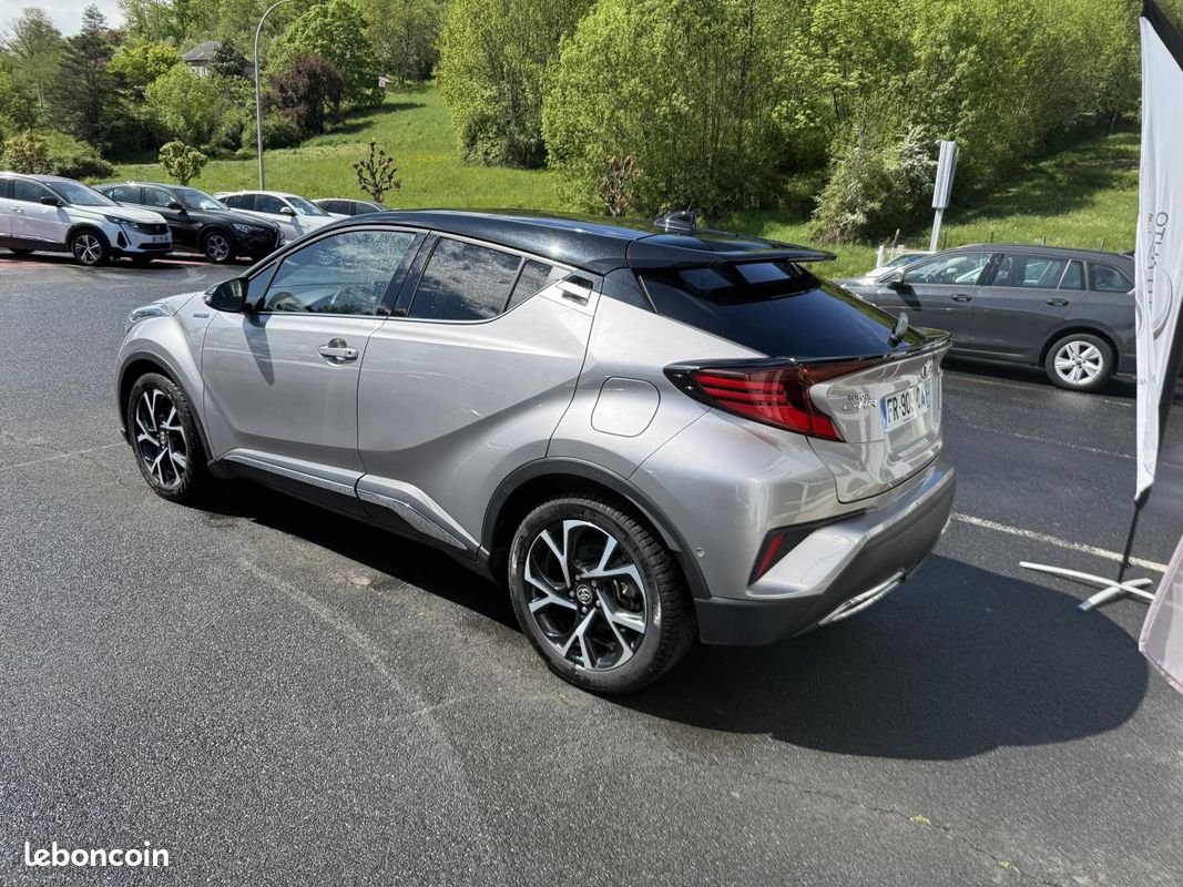 TOYOTA C-HR 2.0 Hybrid - BV e-CVT Collection GPS + CAMERA AR + CLIM (image 5)