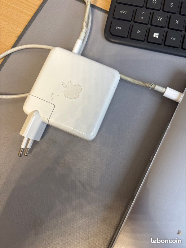 MacBook Pro 2016 - 13 pouces - TouchBar (image 6)