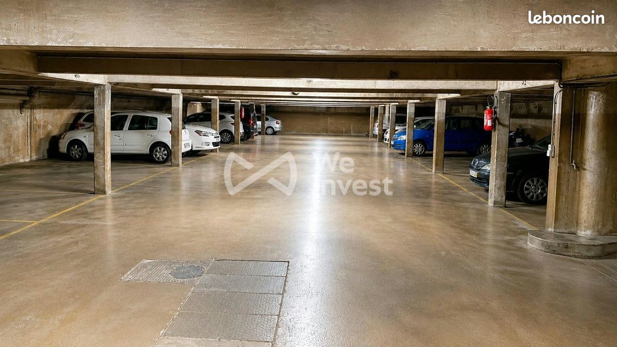Parking 10 m² · à Montreuil · 10 m² · 14 000 €