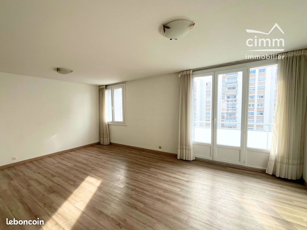 Appartement 3 pièces 71 m² · à Grenoble · 71 m² · 159 000 €