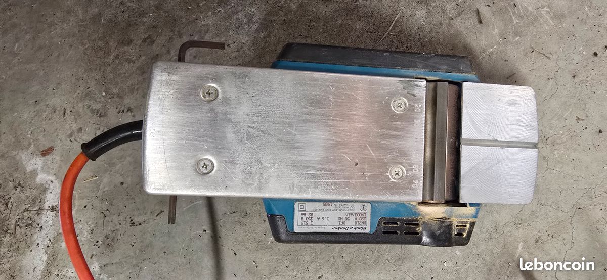 Rabot électrique Black & Decker DN 710 (image 4)