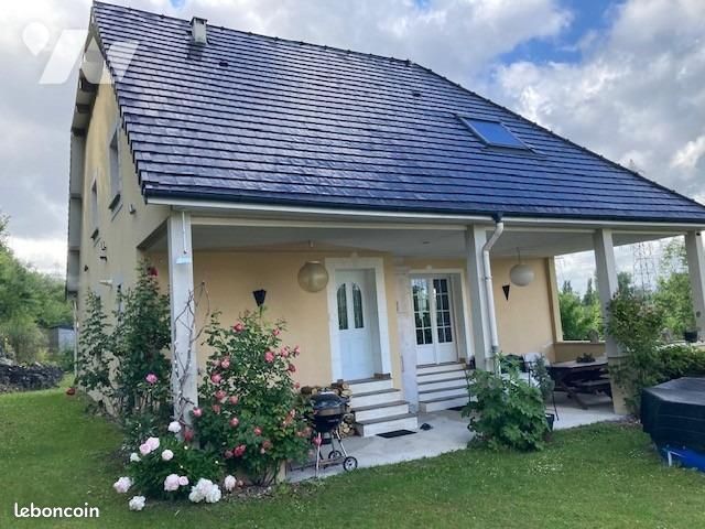 Maison 8 pièces 165 m² · à Moulineaux · 165 m² · 288 700 €