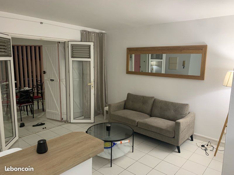 Appartement 2 pièces 50 m² · à Fort-de-France · 50 m² · 730 €/mois