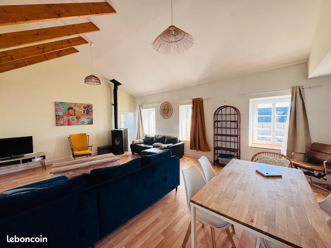 Appartement 5 pièces 95 m² · à Saint-Pol-de-Léon · 95 m² · 800 €/mois