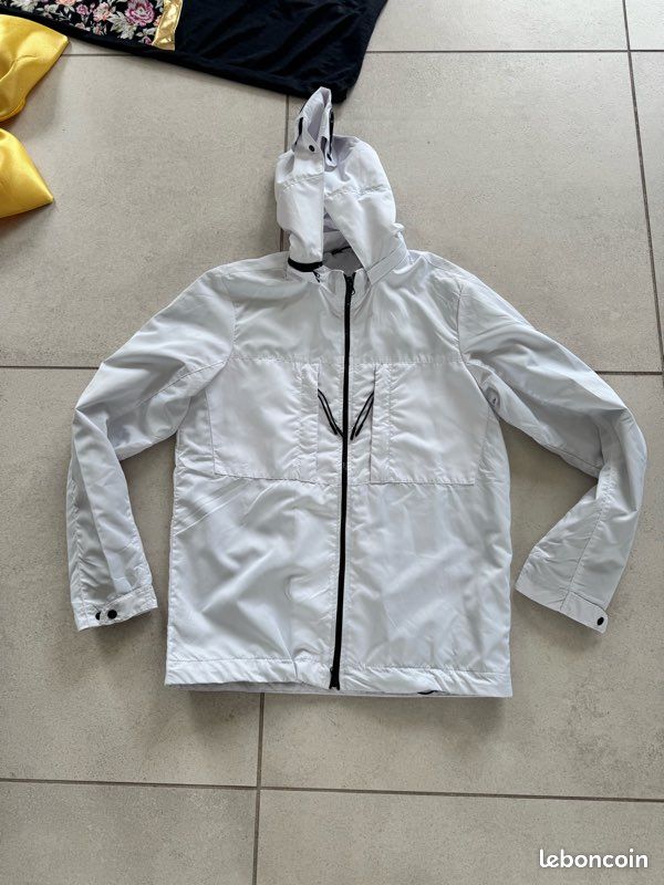 Veste imperméable blanche CP company Vêtements