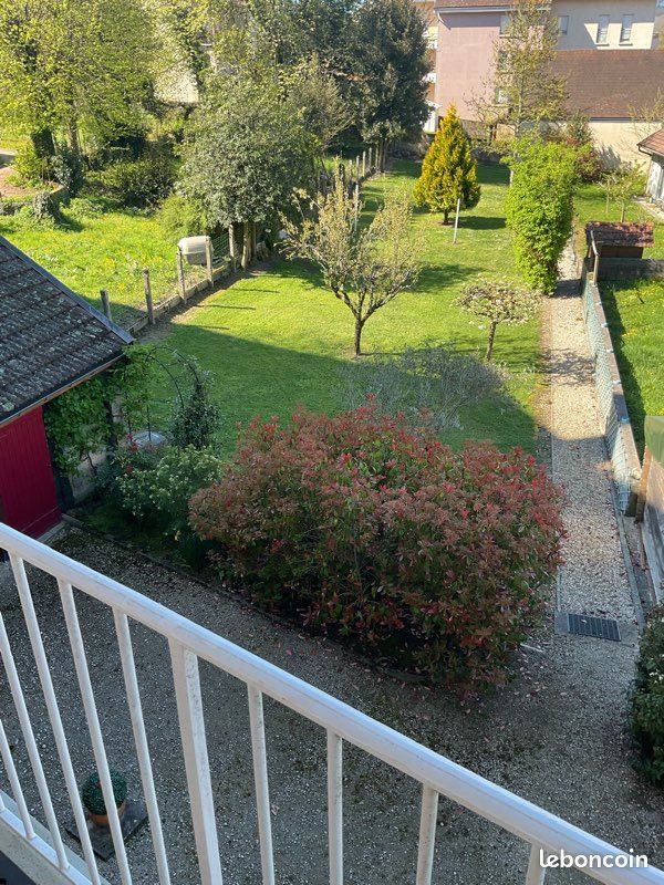 Appartement 4 pièces 120 m² · à Belley · 120 m² · 900 €/mois