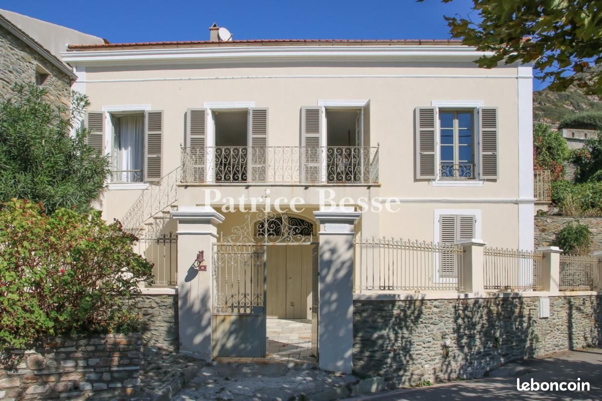 Maison 20 pièces 435 m² · à Morsiglia · 435 m² · 1 700 000 €
