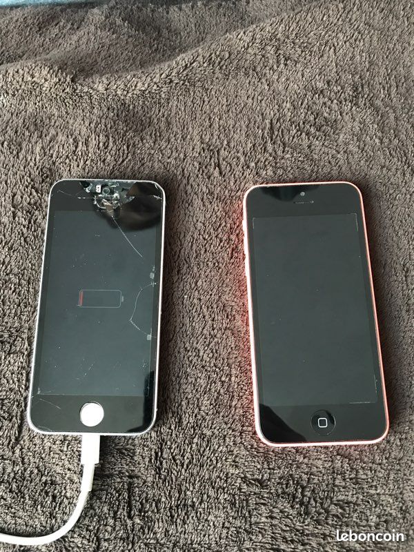 Iphone 5s et 5c pour pièces (image 1)
