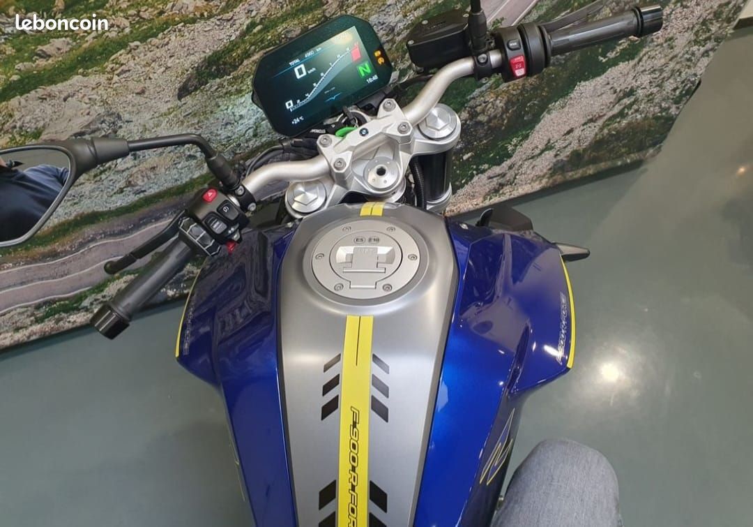 Bmw f900 r a2 (image 2)