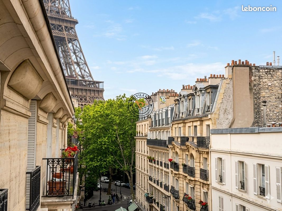 Appartement 5 pièces 137 m² · à Paris · 137 m² · 6 850 €