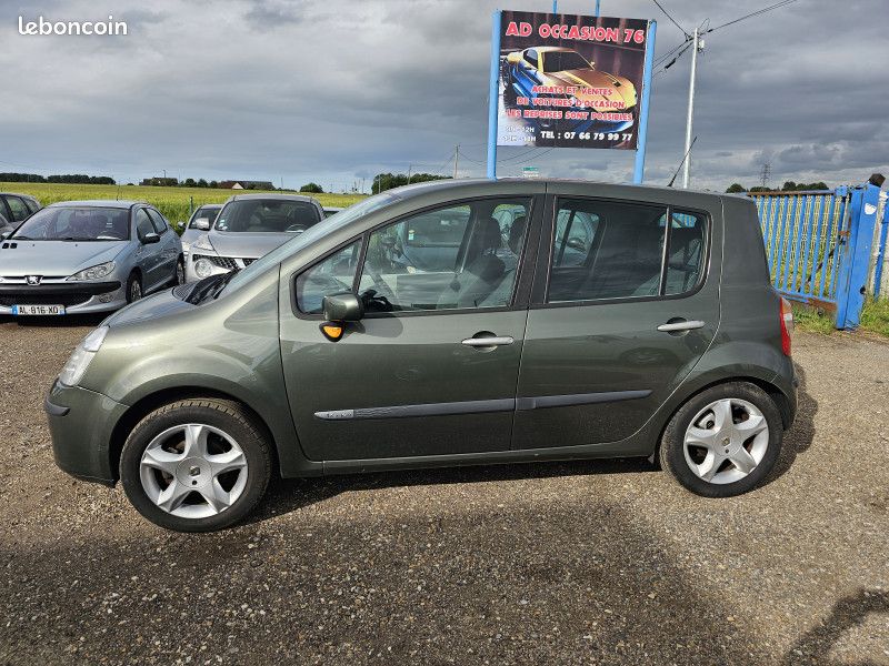 Renault MODUS 1.6 16V 110CH CONFORT PACK CLIM DYNAMIQUE (image 8)