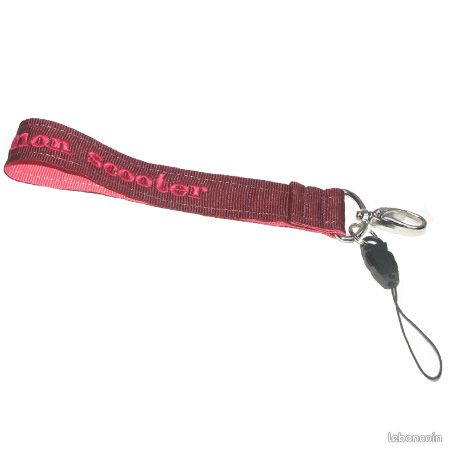 Porte-clés brodé et personnalisé "Les clés de mon scooter » (image 2)