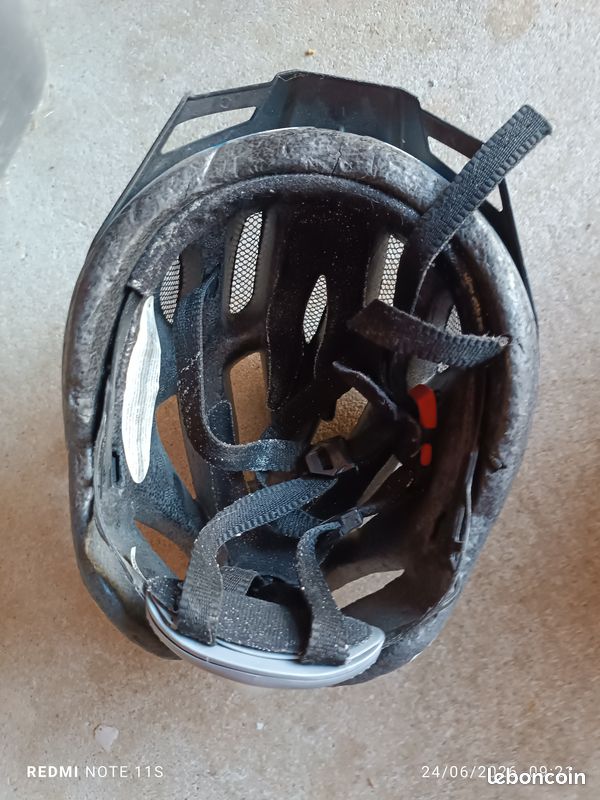 Vend casque de vélo (image 2)