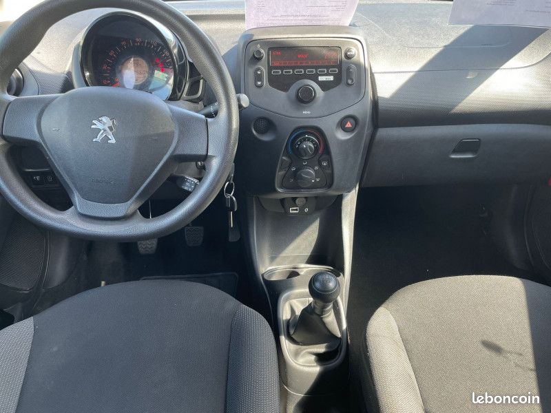 Peugeot 108 VTI 72 LIKE S&S 4CV 5P (image 2)